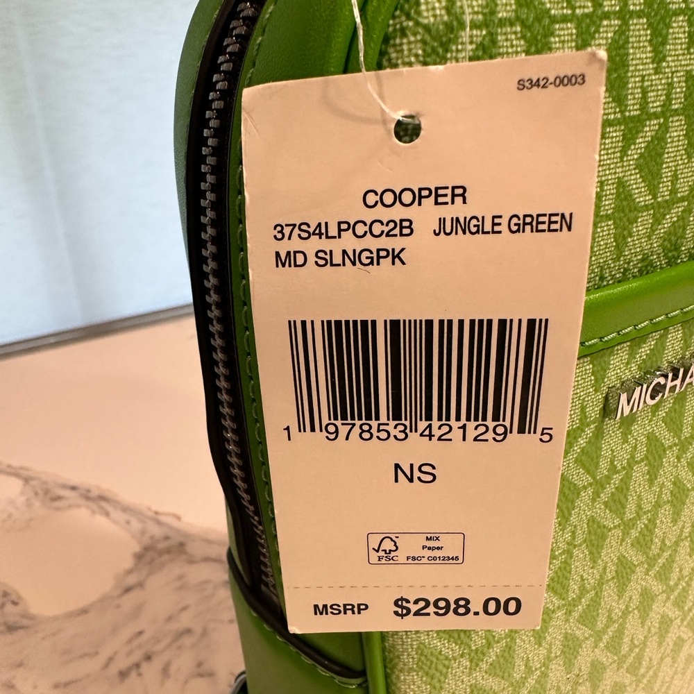 MICHAEL Michael Kors Cooper Medium Ombré Logo Sling Pack NWT - Picture 7 of 7